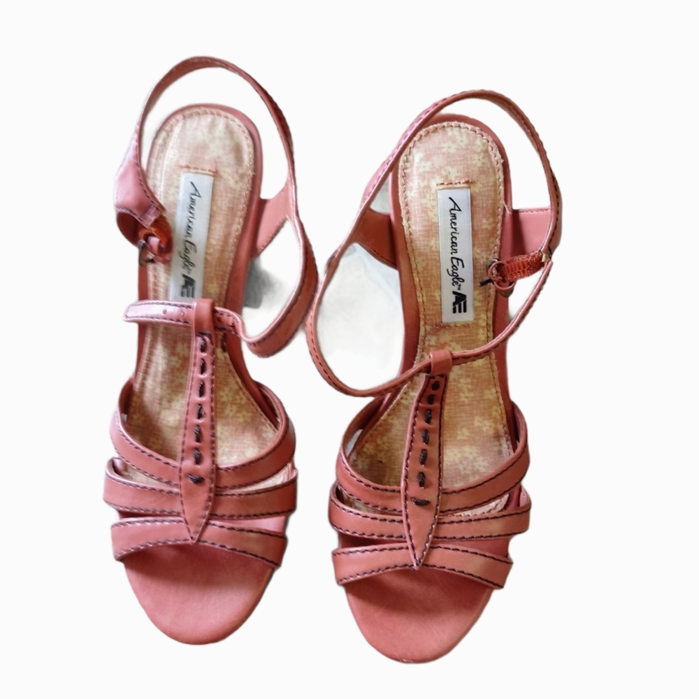 👠American Eagle Sandals